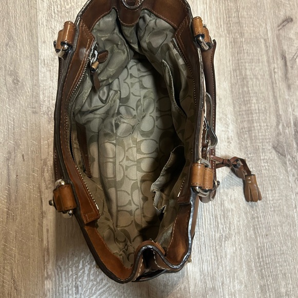 Coach Purse: 8a70 Black Hampton Leather - Vintage - Picture 7 of 10